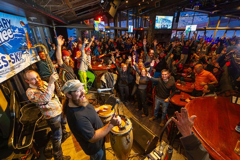 Local Vibe GLC Garibaldi Lift Co. Bar & Grill